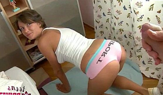 Любительский секс с девчушкой, порно видео
