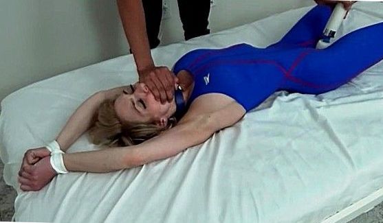 Vanessa Cage - Секс с красивой блондинкой, порно видео