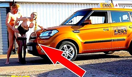 Нежная блондиночка Chloe Toy любит красивое белье в светлых тонах и позировать на постели голой, порно видео