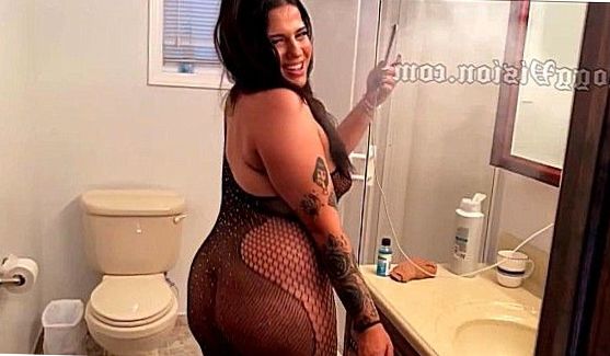 Kenzie Taylor собралась сняться в фильме для взрослых в стиле БДСМ, порно видео