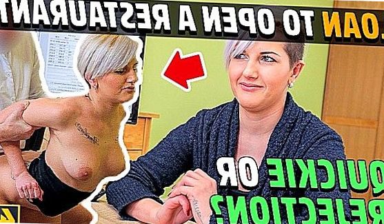 Молодые 18+: Раздевалка бассейна, порно видео